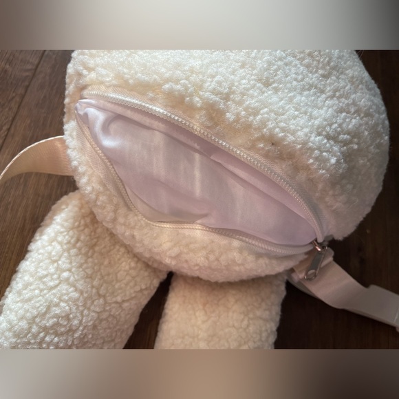 MIFFY-Brand New (NWOT) Fleece Crossbody Handbag-Your Choice White or Pink - Picture 7 of 16